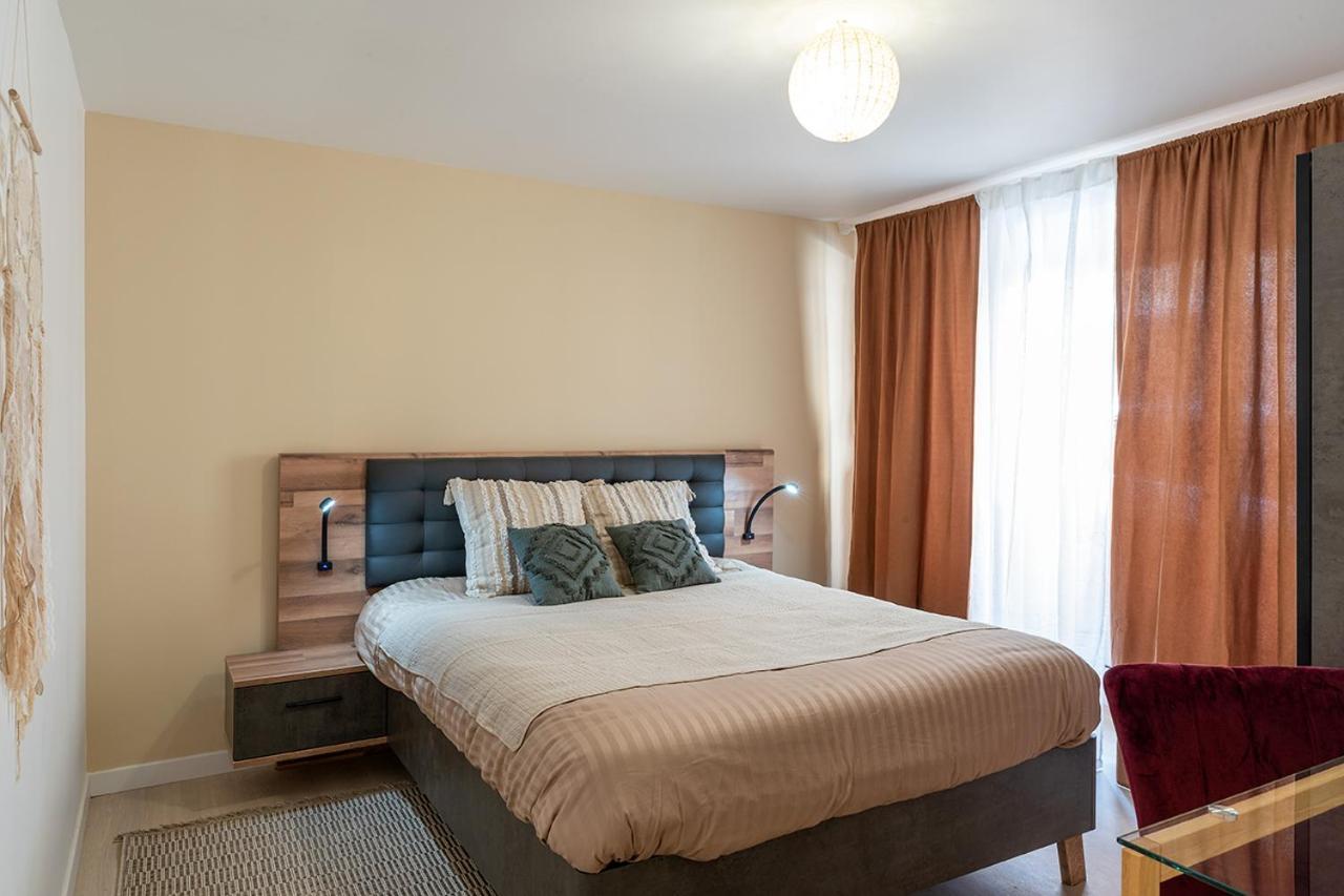 Apartamento Logis Face A L'Abbatiale Beaulieu-sur-Dordogne Exterior foto
