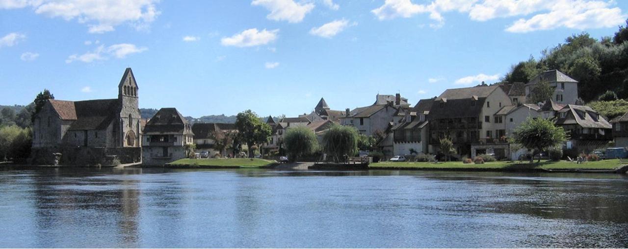 Apartamento Logis Face A L'Abbatiale Beaulieu-sur-Dordogne Exterior foto